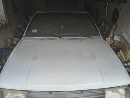 Серый Москвич / АЗЛК 2141, объемом двигателя 1.5 л и пробегом 200 тыс. км за 715 $, фото 1 на Automoto.ua