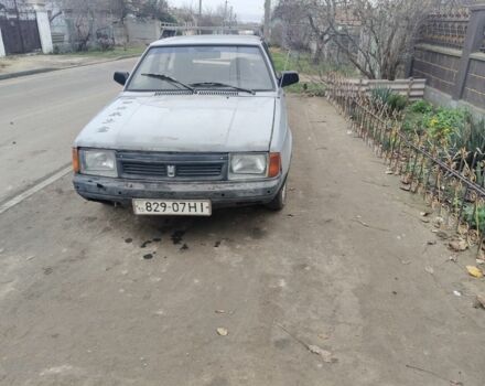 Серый Москвич / АЗЛК 2141, объемом двигателя 2 л и пробегом 2 тыс. км за 350 $, фото 1 на Automoto.ua