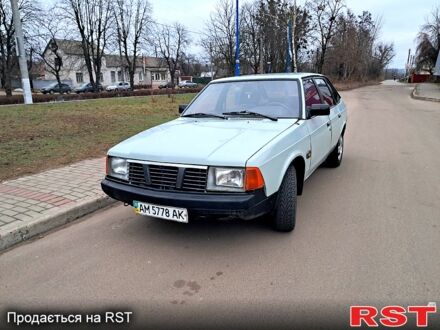Москвич / АЗЛК 2141 1992 у Житомирі на Automoto.ua Сірий Москвич / АЗЛК 2141, об'ємом двигуна 1.5 л та пробігом 400 тис. км за 1050 $, фото 1 на Automoto.ua