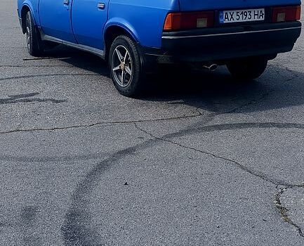 Синий Москвич / АЗЛК 2141, объемом двигателя 1.5 л и пробегом 158 тыс. км за 600 $, фото 4 на Automoto.ua