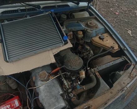 Москвич / АЗЛК 2141 1990 в Новомосковске на Automoto.ua Синий Москвич / АЗЛК 2141, объемом двигателя 1.7 л и пробегом 330 тыс. км за 429 $, фото 14 на Automoto.ua