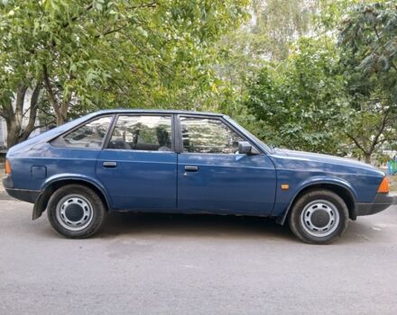 Синий Москвич / АЗЛК 2141, объемом двигателя 1.5 л и пробегом 104 тыс. км за 1000 $, фото 1 на Automoto.ua