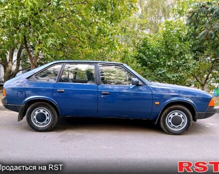 Синий Москвич / АЗЛК 2141, объемом двигателя 1.5 л и пробегом 200 тыс. км за 1000 $, фото 2 на Automoto.ua