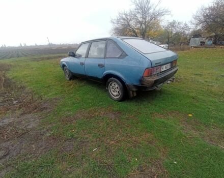 Москвич / АЗЛК 2141 1990 в Новомосковске на Automoto.ua Синий Москвич / АЗЛК 2141, объемом двигателя 1.7 л и пробегом 330 тыс. км за 429 $, фото 1 на Automoto.ua