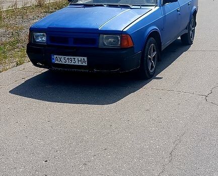 Синий Москвич / АЗЛК 2141, объемом двигателя 1.5 л и пробегом 158 тыс. км за 600 $, фото 5 на Automoto.ua