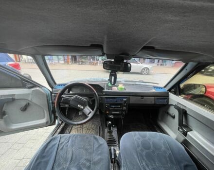 Синий Москвич / АЗЛК 2141, объемом двигателя 1.5 л и пробегом 200 тыс. км за 800 $, фото 4 на Automoto.ua