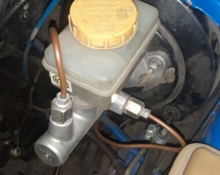 Синий Москвич / АЗЛК 2141, объемом двигателя 1.8 л и пробегом 1000 тыс. км за 1191 $, фото 2 на Automoto.ua