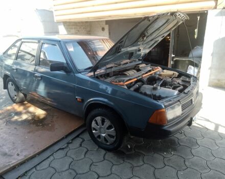 Синий Москвич / АЗЛК 2141, объемом двигателя 1.7 л и пробегом 2 тыс. км за 842 $, фото 2 на Automoto.ua