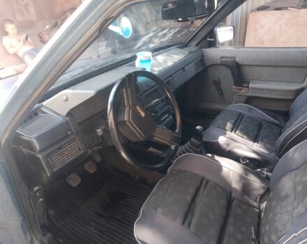 Синий Москвич / АЗЛК 2141, объемом двигателя 1.7 л и пробегом 2 тыс. км за 842 $, фото 4 на Automoto.ua