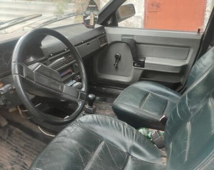 Москвич / АЗЛК 2141 1994 в Прилуках на Automoto.ua Синий Москвич / АЗЛК 2141, объемом двигателя 1.5 л и пробегом 10 тыс. км за 777 $, фото 5 на Automoto.ua