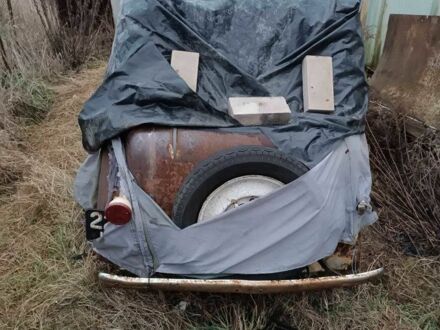 Москвич / АЗЛК 401 1952 в Гостомель на Automoto.ua Бежевый Москвич / АЗЛК 401, объемом двигателя 1.1 л и пробегом 101 тыс. км за 481 $, фото 1 на Automoto.ua
