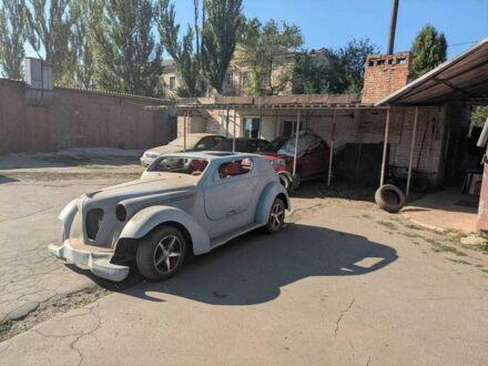 Москвич / АЗЛК 401 1960 в Кривом Роге на Automoto.ua Серый Москвич / АЗЛК 401, объемом двигателя 1.6 л и пробегом 1000 тыс. км за 2500 $, фото 1 на Automoto.ua