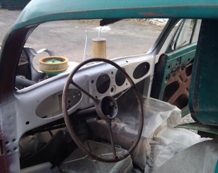 Зеленый Москвич / АЗЛК 401, объемом двигателя 1 л и пробегом 2 тыс. км за 1000 $, фото 4 на Automoto.ua