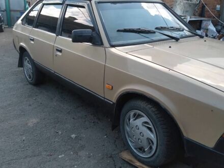 Москвич / АЗЛК 402 2000 у Сумах на Automoto.ua Коричневий Москвич / АЗЛК 402, об'ємом двигуна 0 л та пробігом 1000 тис. км за 486 $, фото 1 на Automoto.ua