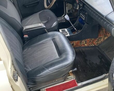 Белый Москвич / АЗЛК 412, объемом двигателя 1.5 л и пробегом 95 тыс. км за 500 $, фото 5 на Automoto.ua