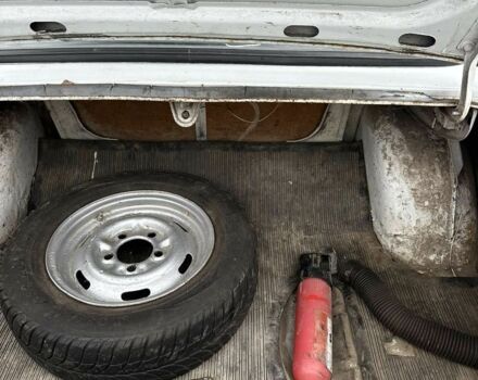 Белый Москвич / АЗЛК 412, объемом двигателя 1.5 л и пробегом 100 тыс. км за 300 $, фото 6 на Automoto.ua