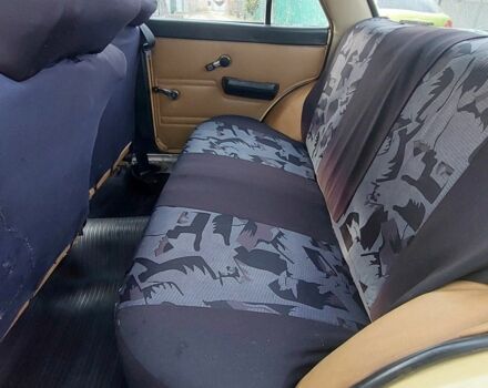 Бежевый Москвич / АЗЛК 412, объемом двигателя 1.5 л и пробегом 199 тыс. км за 950 $, фото 9 на Automoto.ua