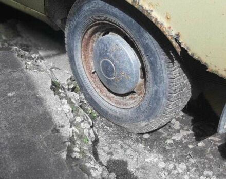 Желтый Москвич / АЗЛК 412, объемом двигателя 1.5 л и пробегом 86 тыс. км за 314 $, фото 2 на Automoto.ua