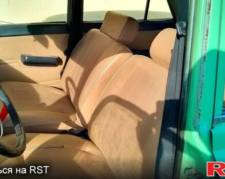 Зеленый Москвич / АЗЛК 412, объемом двигателя 1.4 л и пробегом 132 тыс. км за 250 $, фото 5 на Automoto.ua