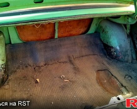 Зеленый Москвич / АЗЛК 412, объемом двигателя 1.4 л и пробегом 132 тыс. км за 250 $, фото 3 на Automoto.ua