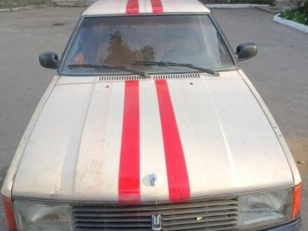 Москвич / АЗЛК Другая 1988 в Житомире на Automoto.ua Бежевый Москвич / АЗЛК Другая, объемом двигателя 5 л и пробегом 400 тыс. км за 500 $, фото 1 на Automoto.ua