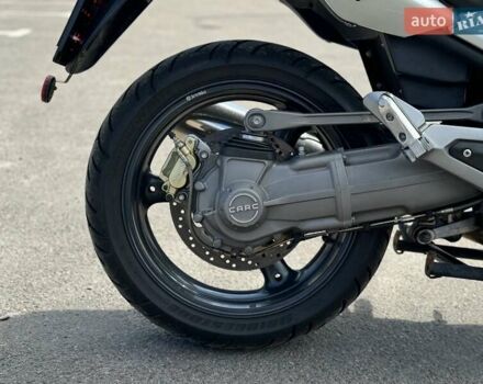 Мото Гуззі Breva V 1100, об'ємом двигуна 0 л та пробігом 53 тис. км за 5400 $, фото 8 на Automoto.ua