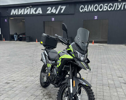 Черный Мустанг 250, объемом двигателя 0.25 л и пробегом 39 тыс. км за 1550 $, фото 6 на Automoto.ua