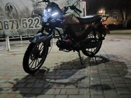 Мустанг Alfa Fit MT 125-8 2024 в Одессе на Automoto.ua Серый Мустанг Alfa Fit MT 125-8, объемом двигателя 0.12 л и пробегом 3 тыс. км за 655 $, фото 1 на Automoto.ua