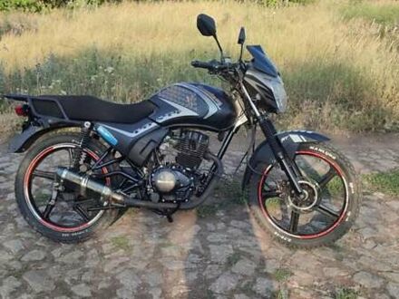 Мустанг Fosti 150 2020 в Днепре (Днепропетровске) на Automoto.ua Черный Мустанг Fosti 150, объемом двигателя 0.15 л и пробегом 5 тыс. км за 722 $, фото 1 на Automoto.ua