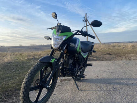 Мустанг Fosti 150 2023 в Павлограде на Automoto.ua Черный Мустанг Fosti 150, объемом двигателя 0.15 л и пробегом 5 тыс. км за 769 $, фото 1 на Automoto.ua