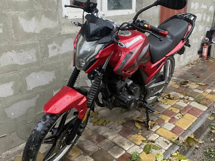 Красный Мустанг MT 200-8, объемом двигателя 0.2 л и пробегом 13 тыс. км за 953 $, фото 1 на Automoto.ua