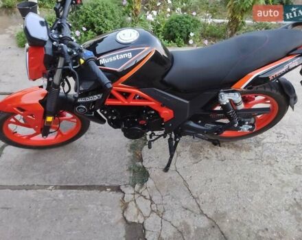 Чорний Мустанг XTREET 250, об'ємом двигуна 0.22 л та пробігом 5 тис. км за 1150 $, фото 1 на Automoto.ua