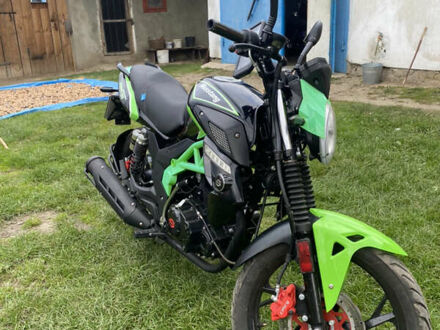Мустанг XTREET 250 2022 у Самборе на Automoto.ua Чорний Мустанг XTREET 250, об'ємом двигуна 0 л та пробігом 8 тис. км за 1050 $, фото 1 на Automoto.ua