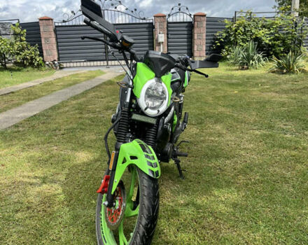 Мустанг XTREET 250 2023 в Радивилове на Automoto.ua Зеленый Мустанг XTREET 250, объемом двигателя 0.25 л и пробегом 6 тыс. км за 1150 $, фото 1 на Automoto.ua