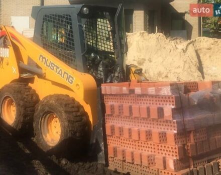 Mustang 2056 2015 в Днепре (Днепропетровске) на Automoto.ua Желтый Mustang 2056, объемом двигателя 3.3 л и пробегом 1 тыс. км за 35100 $, фото 7 на Automoto.ua