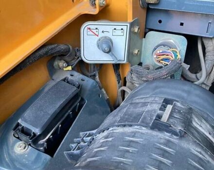 Желтый Mustang 2056, объемом двигателя 3.3 л и пробегом 1 тыс. км за 35100 $, фото 19 на Automoto.ua