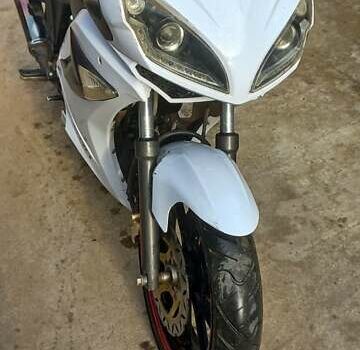 Mustang BL 2015 у Хусте на Automoto.ua Білий Mustang BL, об'ємом двигуна 0 л та пробігом 9 тис. км за 800 $, фото 4 на Automoto.ua