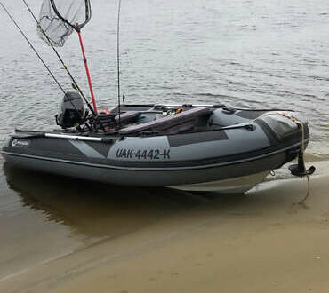 Навигатор RIB 2020 в Вышгороде на Automoto.ua Навигатор RIB, объемом двигателя 0 л и пробегом 30 тыс. км за 5400 $, фото 1 на Automoto.ua