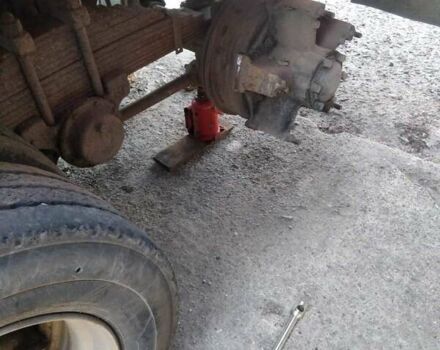 Чорний Нефаз 9334, об'ємом двигуна 0 л та пробігом 300 тис. км за 6100 $, фото 4 на Automoto.ua