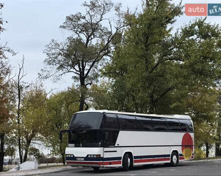 Білий Неоплан 116, об'ємом двигуна 12 л та пробігом 707 тис. км за 25707 $, фото 2 на Automoto.ua