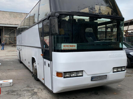 Белый Неоплан 116, объемом двигателя 14 л и пробегом 1000 тыс. км за 15900 $, фото 1 на Automoto.ua
