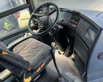 Синий Неоплан 122, объемом двигателя 12 л и пробегом 715 тыс. км за 26900 $, фото 8 на Automoto.ua