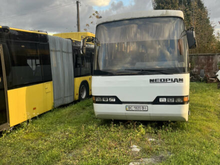Белый Неоплан Н 113, объемом двигателя 14.62 л и пробегом 900 тыс. км за 6900 $, фото 1 на Automoto.ua