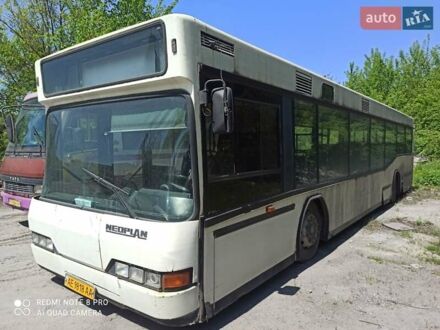 Білий Неоплан Н 409, об'ємом двигуна 6.87 л та пробігом 100 тис. км за 4000 $, фото 1 на Automoto.ua