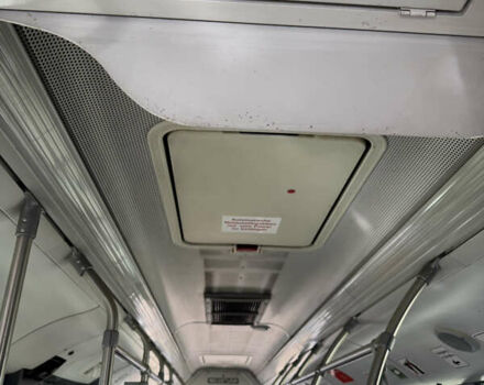 Неоплан Н 4407 2001 в Одессе на Automoto.ua Белый Неоплан Н 4407, объемом двигателя 6.87 л и пробегом 1 тыс. км за 18000 $, фото 16 на Automoto.ua