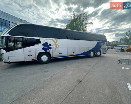 Серый Неоплан Н 5217, объемом двигателя 12 л и пробегом 300 тыс. км за 68000 $, фото 1 на Automoto.ua