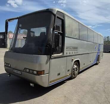 Серый Неоплан N 316 SHD, объемом двигателя 0 л и пробегом 500 тыс. км за 10000 $, фото 3 на Automoto.ua