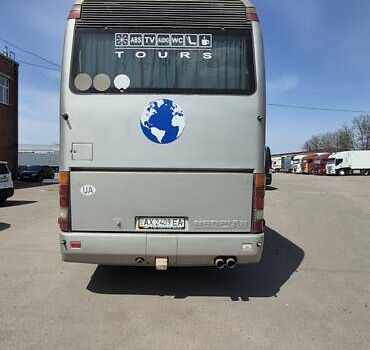 Серый Неоплан N 316 SHD, объемом двигателя 0 л и пробегом 500 тыс. км за 10000 $, фото 6 на Automoto.ua