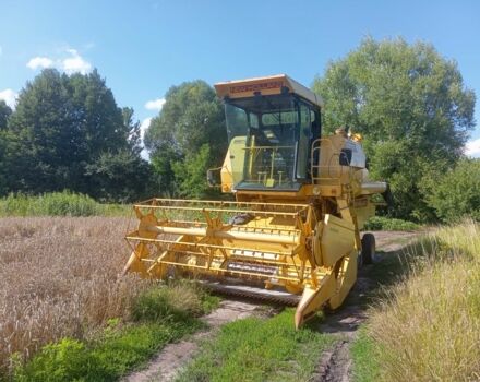 Жовтий Нью Холланд 8030, об'ємом двигуна 6 л та пробігом 10 тис. км за 22000 $, фото 1 на Automoto.ua