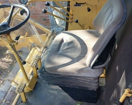 Жовтий Нью Холланд 8030, об'ємом двигуна 6 л та пробігом 10 тис. км за 22000 $, фото 7 на Automoto.ua